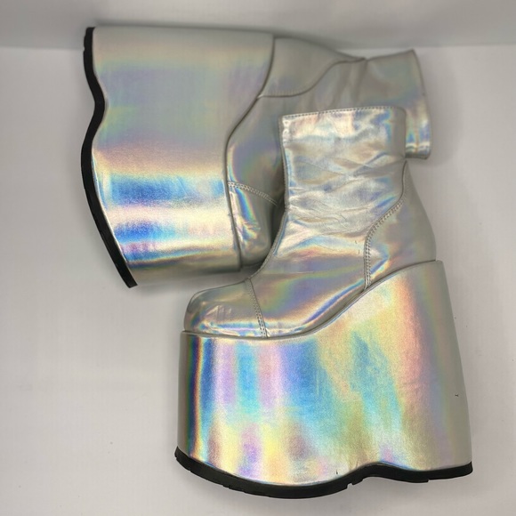 Demonia Cyberdelia Hologram Platform Boots - Picture 7 of 12